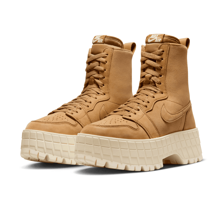 Air Jordan 1 Brooklyn Boots Angle 2