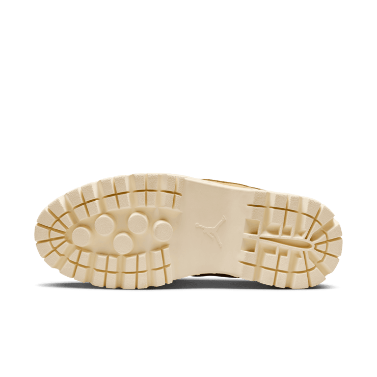 Air Jordan 1 Brooklyn Boots Angle 0