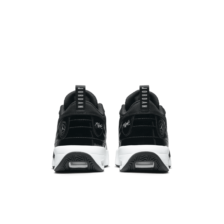 Jordan Max Aura 6 (GS) Angle 3