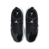 Jordan Max Aura 6 (GS) Angle 1