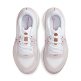Nike Vomero 17 Road (Extra Wide) Angle 1