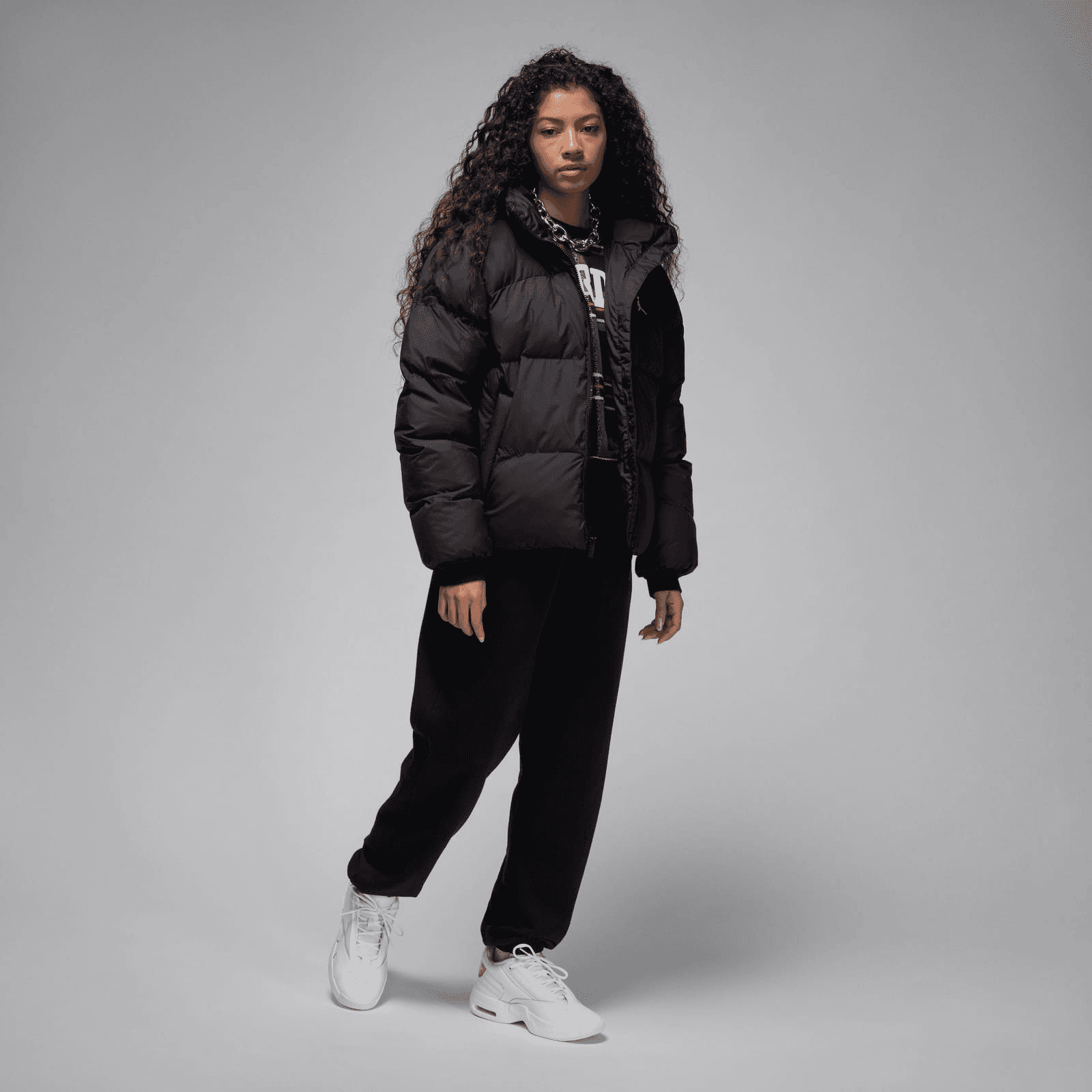 jordan max aura women