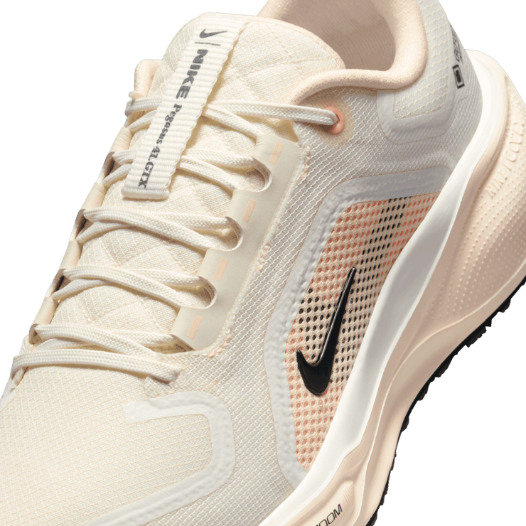 Nike Pegasus 41 GORE-TEX Waterproof Road Angle 4