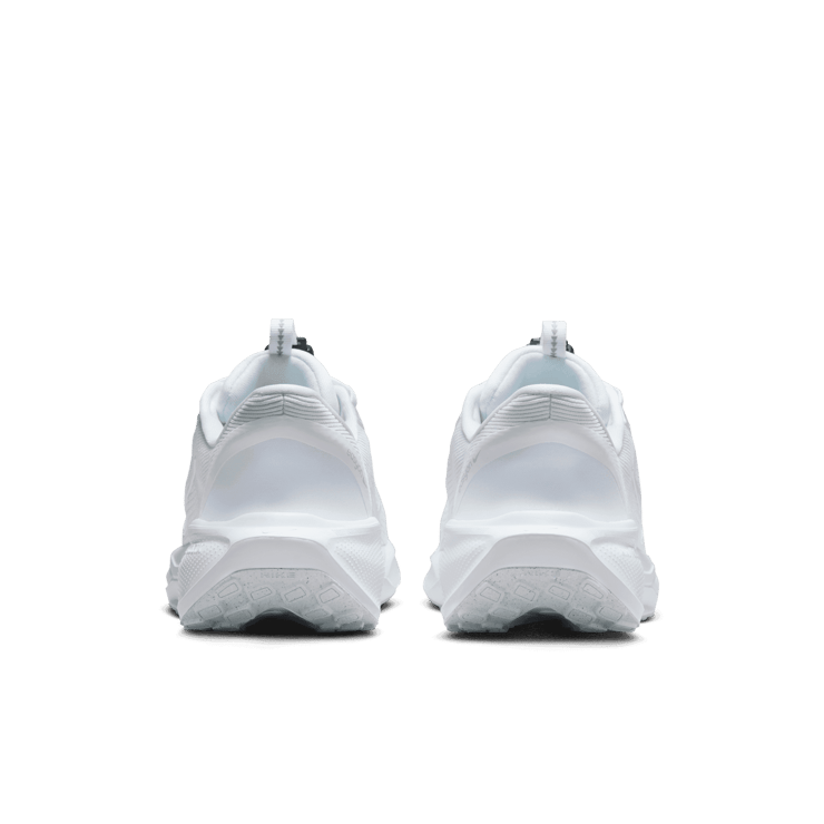 Nike Pegasus EasyOn Road Angle 3