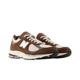 New Balance 2002R Brown Cream Angle 2