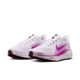 Nike Pegasus 41 Road (Extra Wide) Angle 2