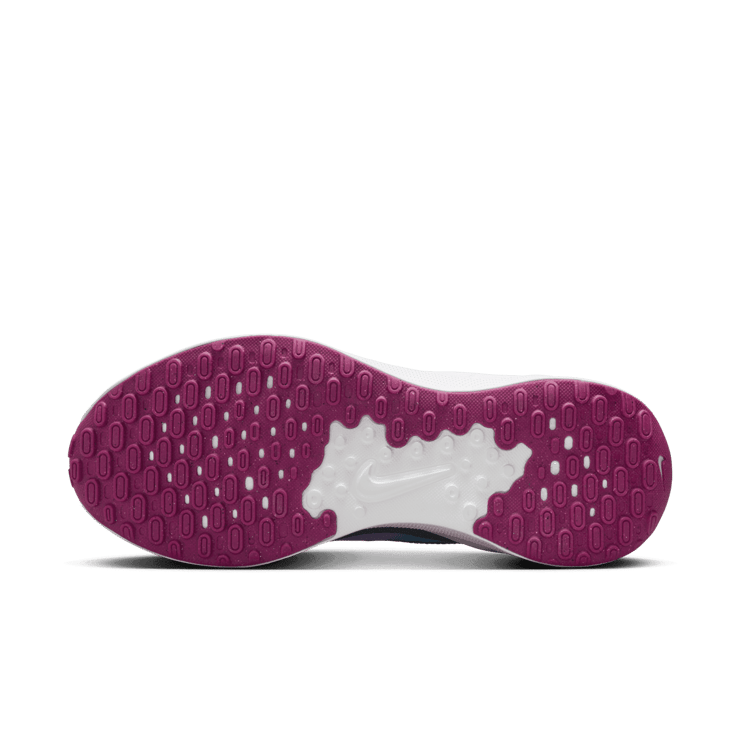 Nike Revolution 7 Road Angle 0