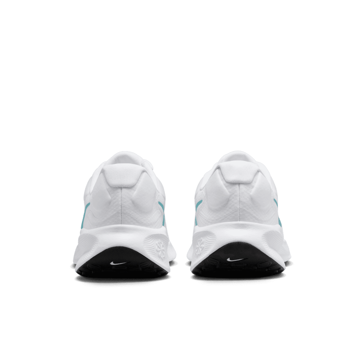 Nike Revolution 7 Road Angle 3