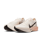 Nike Vaporfly 3 Road Racing Angle 2