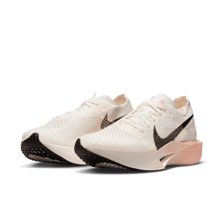 Nike Vaporfly 3 Road Racing Angle 2