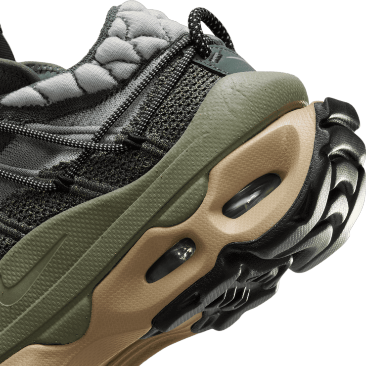 Nike Air Max Flyknit Venture Angle 5