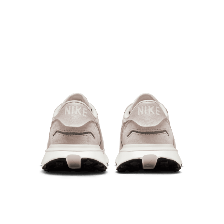 Nike Phoenix Waffle Angle 3