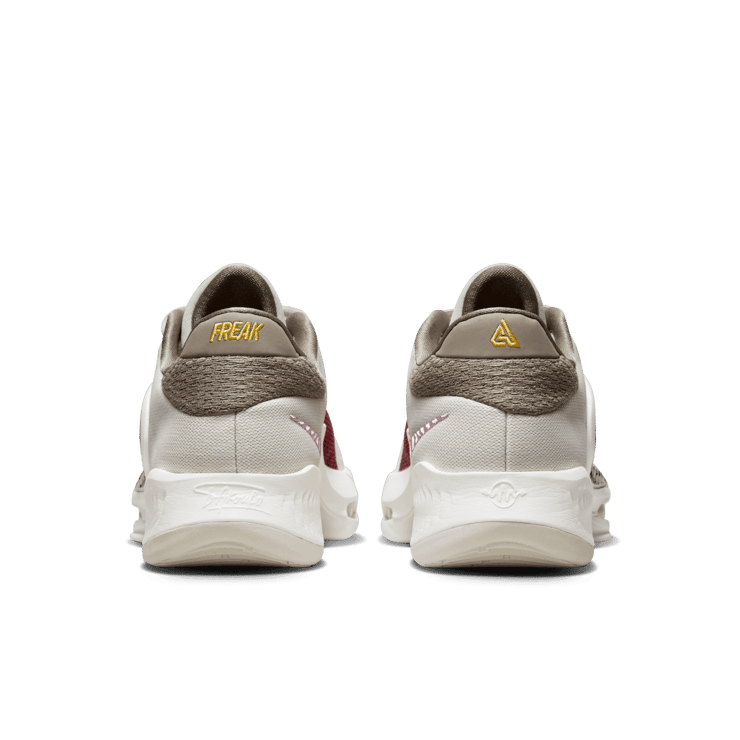 Nike Zoom Freak 4 Colosseum Angle 3