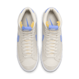 Nike Blazer Mid '77 Angle 1