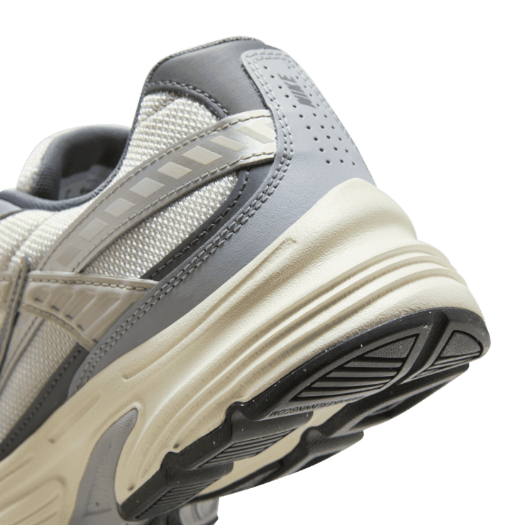 Nike Initiator Angle 5
