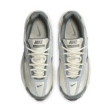 Nike Initiator Angle 1