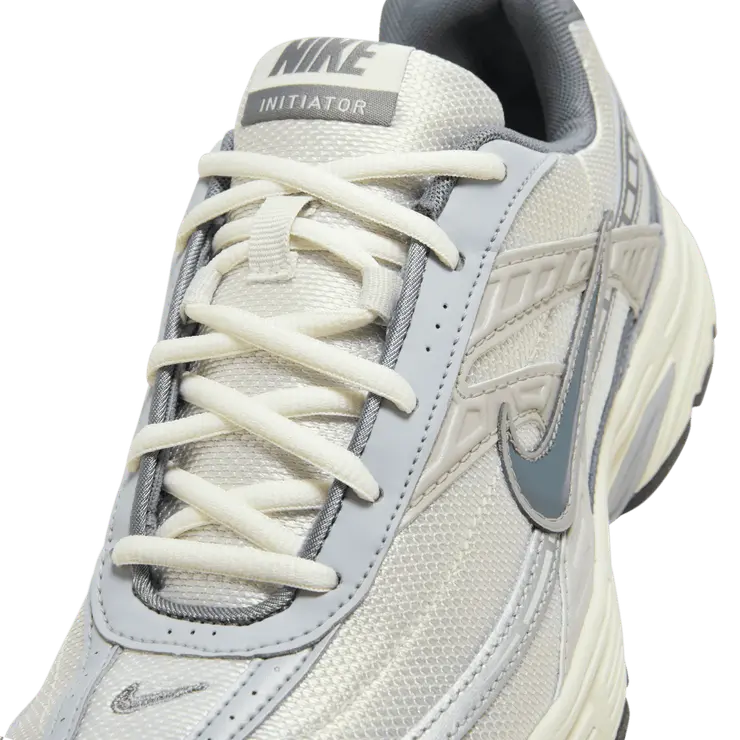 Nike Initiator Angle 4