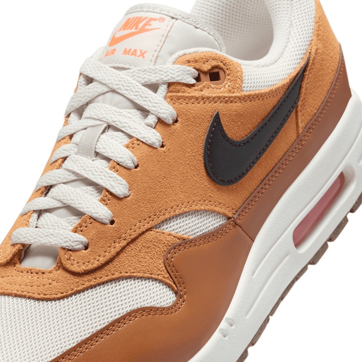 Nike Air Max 1 Essential Angle 4