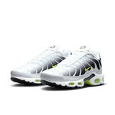 Nike Air Max Plus 'White Black Volt' Angle 2