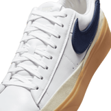 Nike Blazer Phantom Low Angle 4
