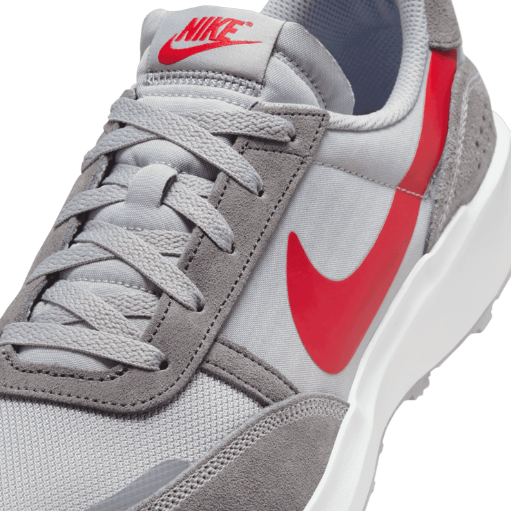 Nike Waffle Nav Angle 4