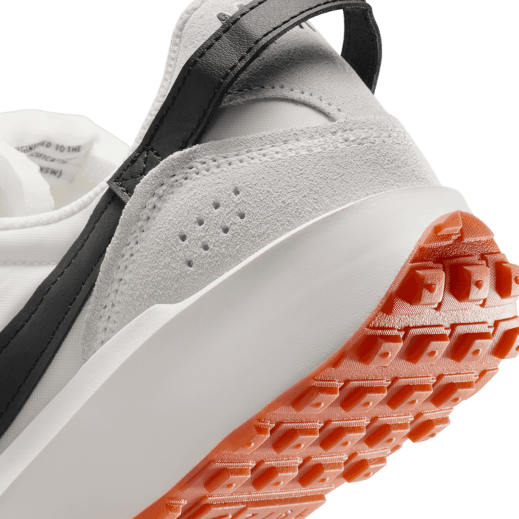 Nike Waffle Debut Angle 5