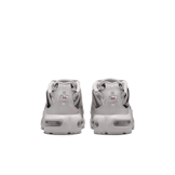 Nike Air Max Plus (GS) Angle 1