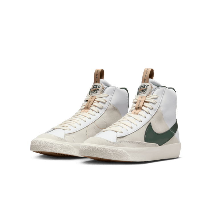 Nike Blazer Mid '77 SE (GS) Angle 1