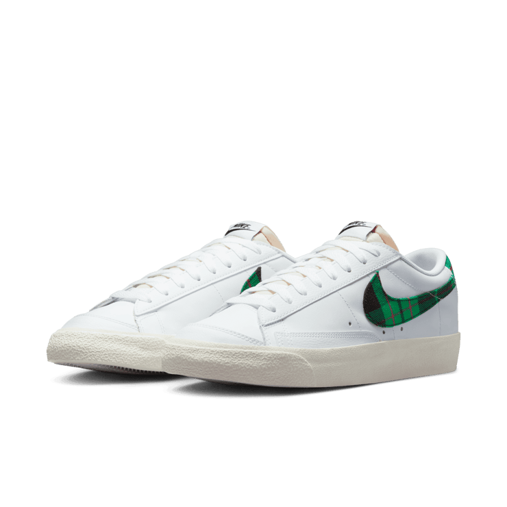 Nike Blazer Low Tartan Angle 2