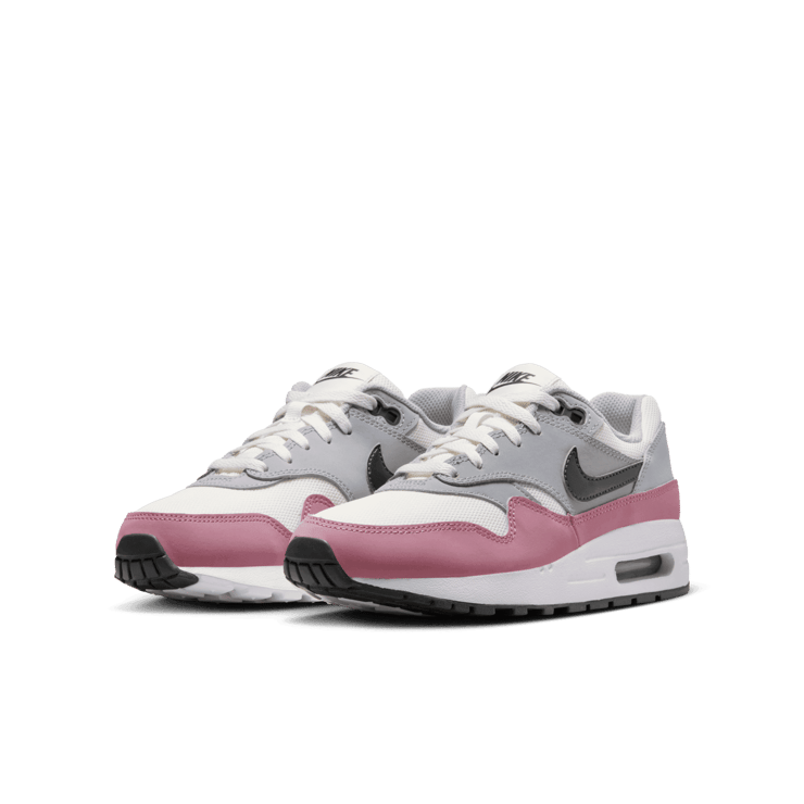 Nike Air Max 1 (GS) Angle 1