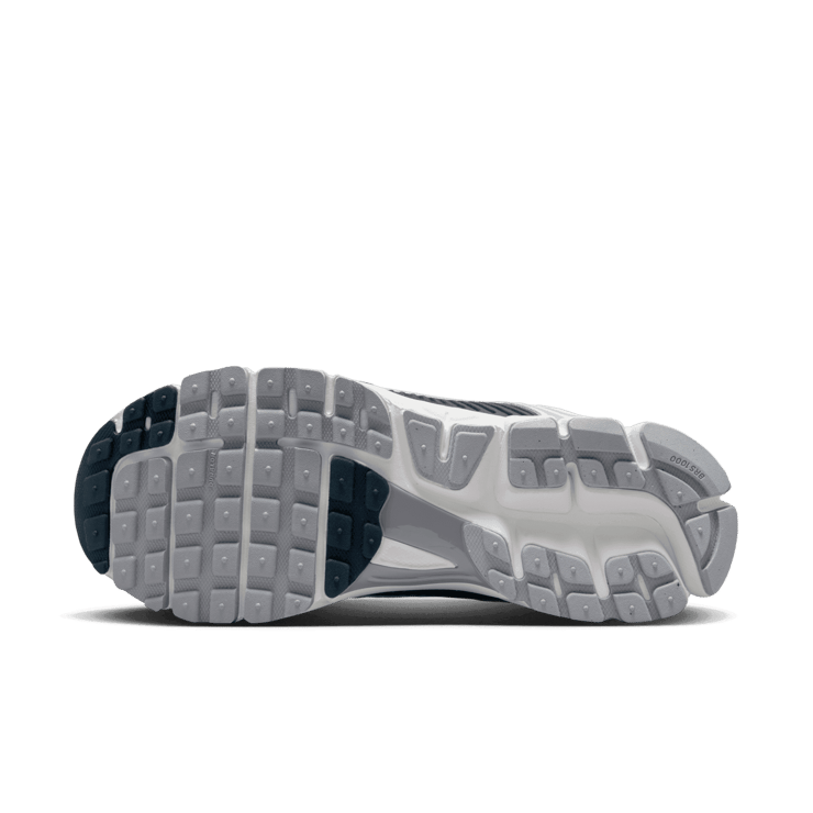 Nike Zoom Vomero 5 Angle 0