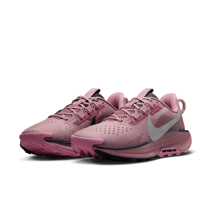 Nike Pegasus Trail 5 Trail Angle 1