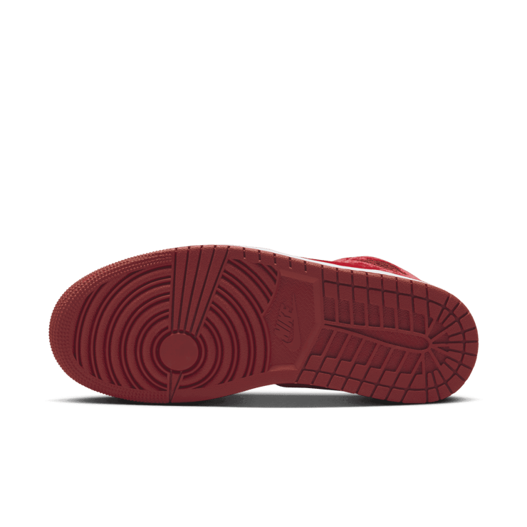 Air Jordan 1 Mid 'Red Velvet' (W) Angle 0