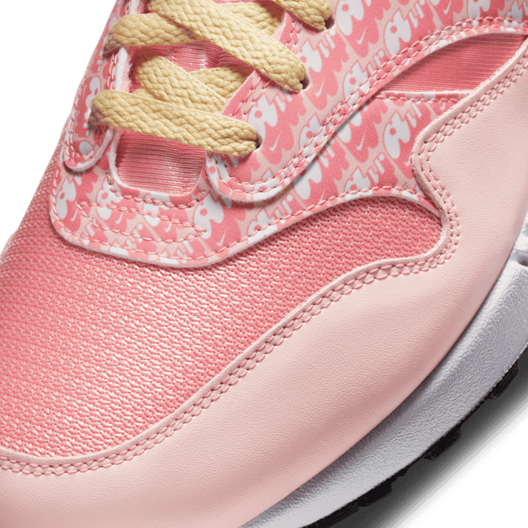Nike Air Max 1 Strawberry Lemonade Angle 4