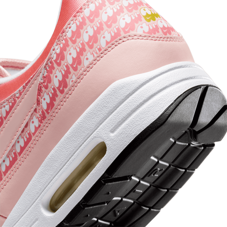 Nike Air Max 1 Strawberry Lemonade Angle 5
