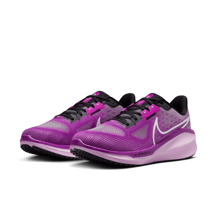 Nike Vomero 17 Road Angle 2