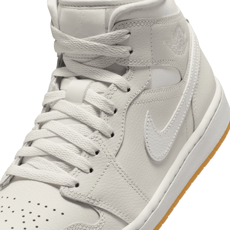 Air Jordan 1 Mid Phantom Gum (W) Angle 4
