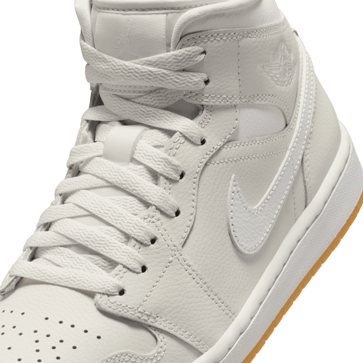 Air Jordan 1 Mid  Phantom Gum (W) Angle 4