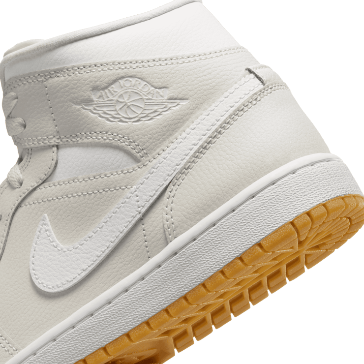 Air Jordan 1 Mid  Phantom Gum (W) Angle 5