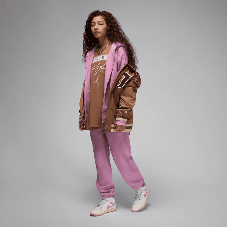 Air Jordan 1 Mid 'Strawberries & Cream' (W) Angle 6