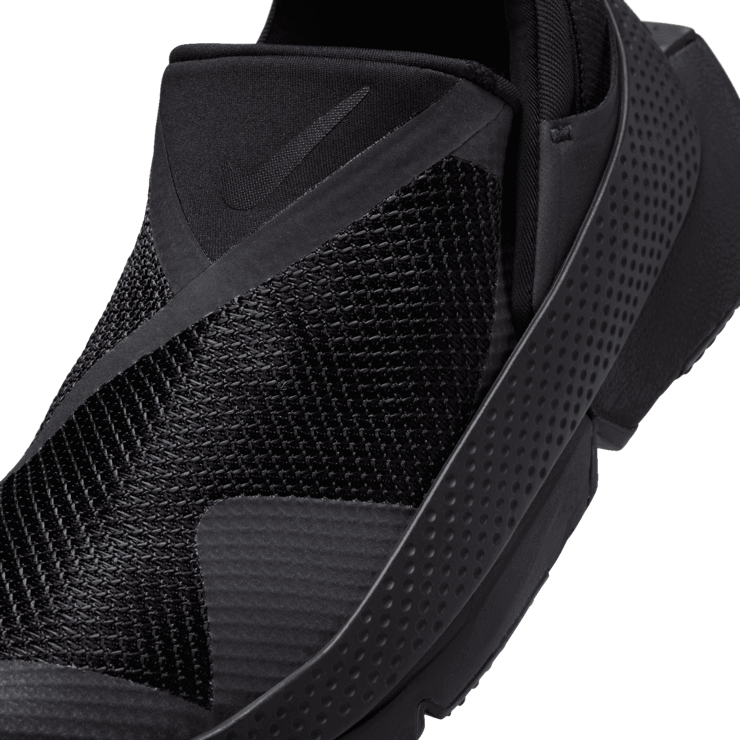 Nike GO FlyEase 'Triple Black' (W) Angle 4