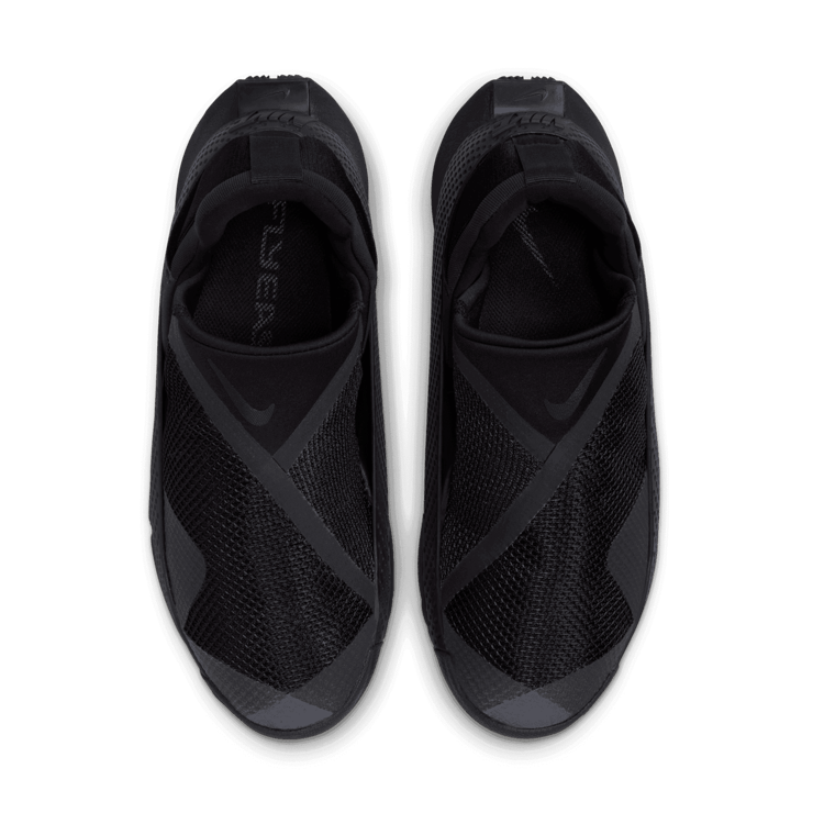 Nike GO FlyEase 'Triple Black' (W) Angle 1