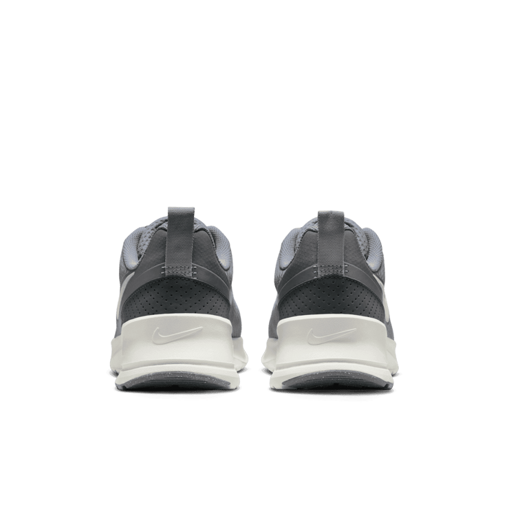 Nike Air Max Nuaxis Angle 3