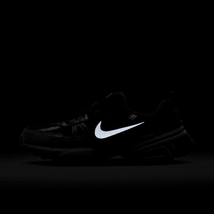 Nike V2K Run Angle 7