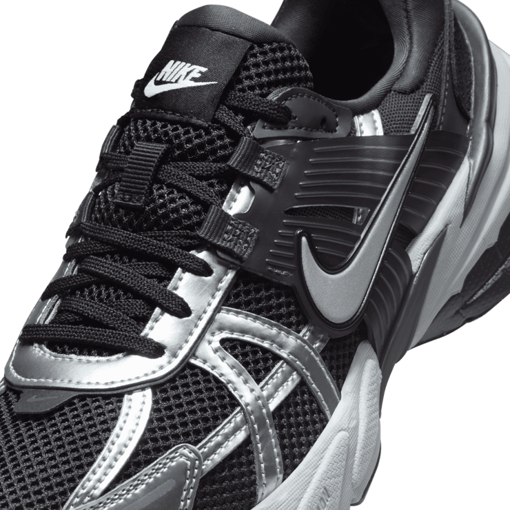 Nike V2K Run Angle 4