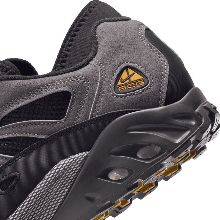 Nike ACG Air Exploraid Angle 5