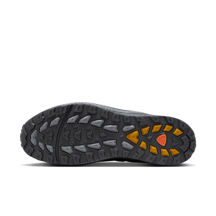 Nike ACG Air Exploraid Angle 0