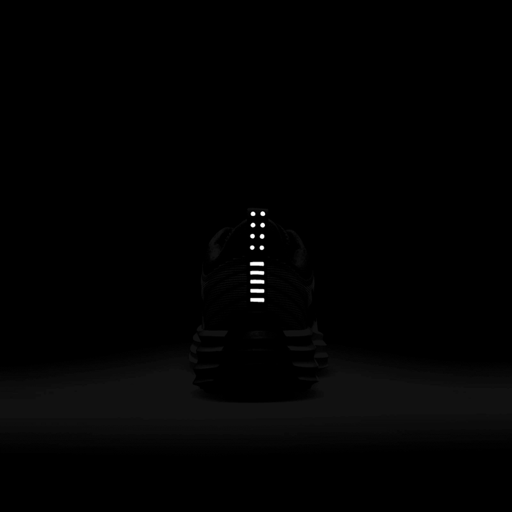 Nike Lunar Roam Angle 7