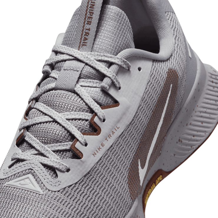 Nike Juniper Trail 3 Trail Angle 4
