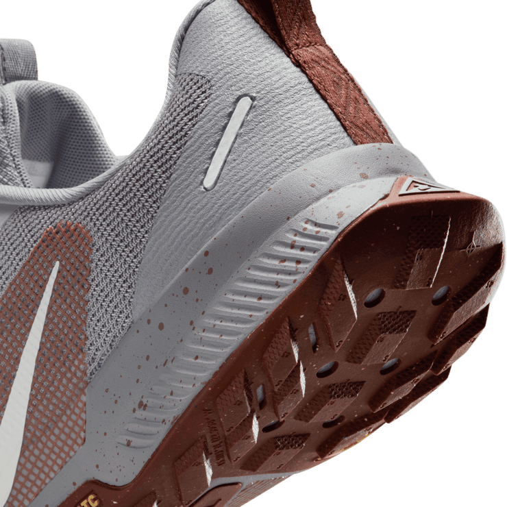 Nike Juniper Trail 3 Trail Angle 5